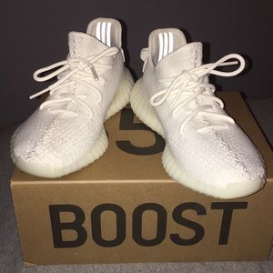 Yeezy Boost 350 V2 Triple White